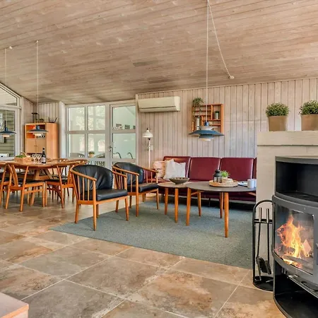 Holiday home Bv267-blavand-karl-postsvej-5